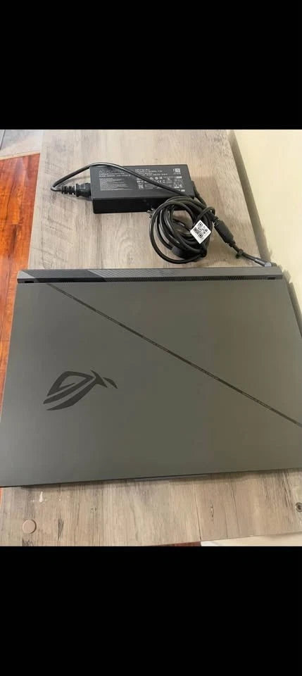 Asus ROG Strix 18 Gaming laptopI9-14th Gen, 4080 12Gb , 32Gb ram, 2Tb SSD